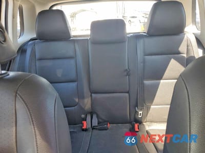 Zdjęcie 10 z 12 samochodu: 2016 VOLKSWAGEN TIGUAN S VIN:WVGAV7AX0GW502505 - miniatura