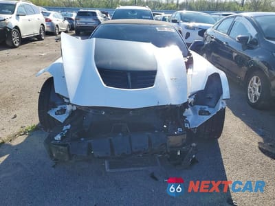 Piąte zdjęcie samochodu w środku: 2019 CHEVROLET CORVETTE Z06 2LZ VIN:1G1YS3D67K5602776 - miniatura