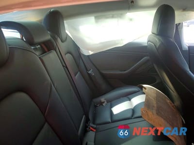Zdjęcie 10 z 12 samochodu: 2019 TESLA MODEL 3 VIN:5YJ3E1EA1KF316677 - miniatura