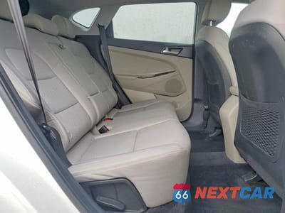 Zdjęcie 11 z 12 samochodu: 2019 HYUNDAI TUCSON SE VIN:KM8J23A47KU845761 - miniatura