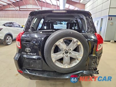 Zdjęcie 6 z 13 samochodu: 2006 TOYOTA RAV4 SPORT VIN:JTMBD32V765015632 - miniatura
