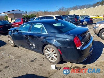 Drugie zdjęcie samochodu z przodu: 2017 CHRYSLER 300 LIMITED VIN:2C3CCARG7HH547269 - miniatura