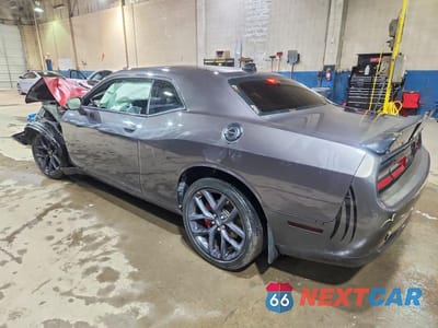 Drugie zdjęcie samochodu z przodu: 2021 DODGE CHALLENGER SXT VIN:2C3CDZAG0MH564125 - miniatura
