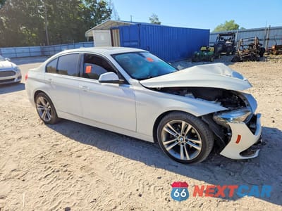 Czwarte zdjęcie samochodu z boku: 2018 BMW 330 XI VIN:WBA8D9C50JA607950 - miniatura