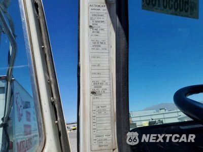 Zdjęcie 10 z 10 samochodu: 2003 AUTO WX REFUSE TRUCK - REFUSE TRUCK VIN:5VCDC6LF33N194612 - miniatura