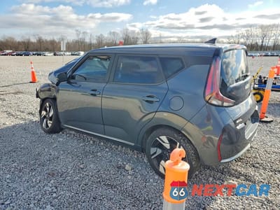 Drugie zdjęcie samochodu z przodu: 2023 KIA SOUL GT-LINE VIN:KNDJ53AU8P7889236 - miniatura