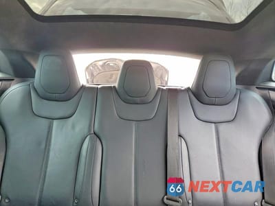 Zdjęcie 10 z 13 samochodu: 2015 TESLA MODEL S VIN:5YJSA1E23FF116082 - miniatura