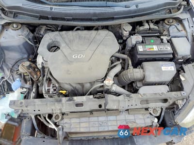 Zdjęcie 11 z 12 samochodu: 2016 HYUNDAI ACCENT SE VIN:KMHCT4AE3GU000644 - miniatura