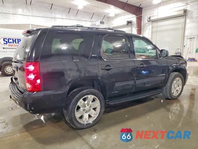 Trzecie zdjęcie samochodu z tyłu: 2012 GMC YUKON SLT VIN:1GKS2CE02CR149382 - miniatura