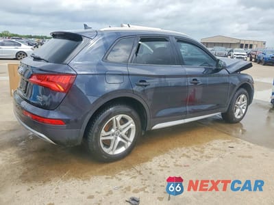Trzecie zdjęcie samochodu z tyłu: 2018 AUDI Q5 PREMIUM VIN:WA1ANAFY6J2051656 - miniatura