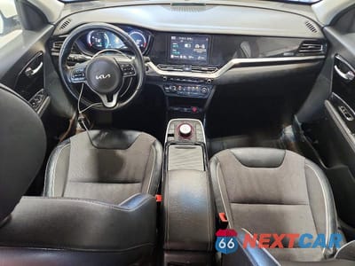 Zdjęcie 8 z 13 samochodu: 2022 KIA NIRO EV S VIN:KNDCC3LG8N5161009 - miniatura