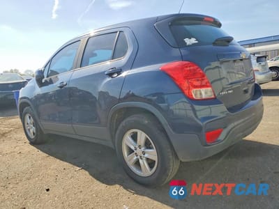 Drugie zdjęcie samochodu z przodu: 2019 CHEVROLET TRAX LS VIN:3GNCJNSB0KL237641 - miniatura
