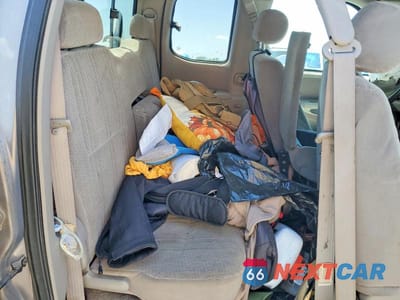 Zdjęcie 10 z 13 samochodu: 2000 TOYOTA TUNDRA SR5 VIN:5TBRT3414YS083078 - miniatura