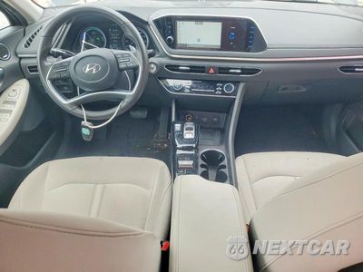 Zdjęcie 8 z 12 samochodu: 2023 HYUNDAI SONATA HYBRID SEL VIN:KMHL34JJ1PA076510 - miniatura