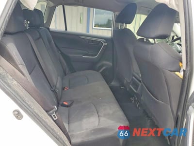 Zdjęcie 11 z 13 samochodu: 2019 TOYOTA RAV4 LE VIN:JTMK1RFV3KD029419 - miniatura