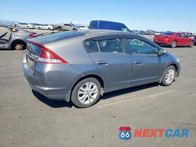 Trzecie zdjęcie samochodu z tyłu: 2012 HONDA INSIGHT EX VIN:JHMZE2H76CS002381 - miniatura