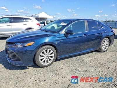 2020 TOYOTA CAMRY LE 4T1C11AK4LU993320 - główne zdjęcie licytacji z USA - miniatura