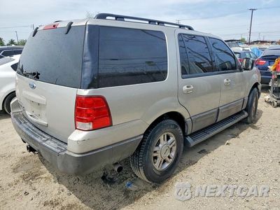 Trzecie zdjęcie samochodu z tyłu: 2005 FORD EXPEDITION VIN:1FMPU15585LA27994 - miniatura