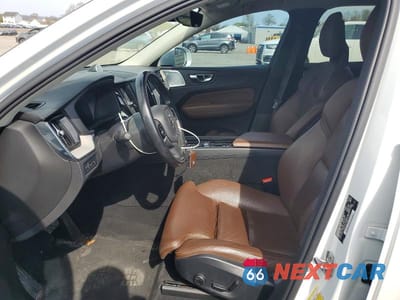 Zdjęcie 7 z 13 samochodu: 2018 VOLVO XC60 T8 INSCRIPTION VIN:YV4BR0DL3J1010159 - miniatura