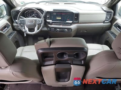 Zdjęcie 8 z 13 samochodu: 2025 GMC SIERRA K1500 SLT VIN:3GTUUDED5SG250888 - miniatura