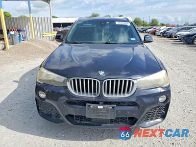 Piąte zdjęcie samochodu w środku: 2016 BMW X3 SDRIVE28I VIN:5UXWZ7C59G0R31640 - miniatura