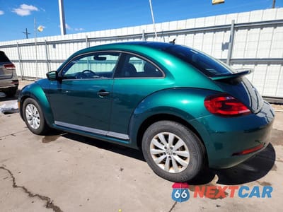 Drugie zdjęcie samochodu z przodu: 2017 VOLKSWAGEN BEETLE 1.8T VIN:3VWF17AT8HM609867 - miniatura
