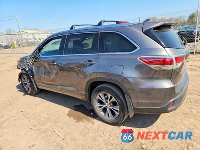 Drugie zdjęcie samochodu z przodu: 2015 TOYOTA HIGHLANDER XLE VIN:5TDJKRFHXFS109992 - miniatura