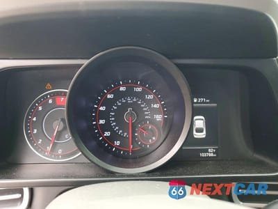 Zdjęcie 9 z 12 samochodu: 2021 HYUNDAI ELANTRA VIN:5NPLM4AG6MH030276 - miniatura