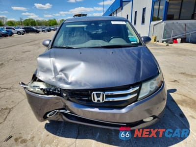 Piąte zdjęcie samochodu w środku: 2014 HONDA ODYSSEY TOURING VIN:5FNRL5H97EB041894 - miniatura