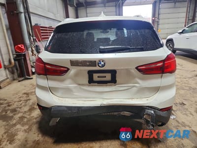 Zdjęcie 6 z 12 samochodu: 2017 BMW X1 XDRIVE28I VIN:WBXHT3C35H5F68430 - miniatura