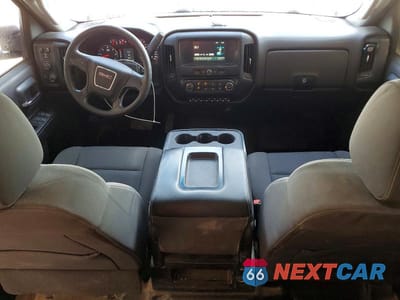 Zdjęcie 8 z 11 samochodu: 2019 GMC SIERRA K2500 HEAVY DUTY VIN:1GT12NEG1KF208079 - miniatura