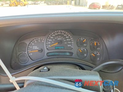 Zdjęcie 9 z 12 samochodu: 2004 GMC YUKON VIN:1GKEC13Z04J279984 - miniatura