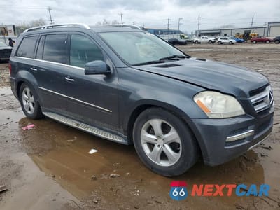 Czwarte zdjęcie samochodu z boku: 2011 MERCEDES-BENZ GL 450 VIN:4JGBF7BE7BA721255 - miniatura