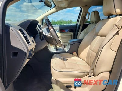 Zdjęcie 7 z 13 samochodu: 2008 LINCOLN MKX VIN:2LMDU88C98BJ38391 - miniatura