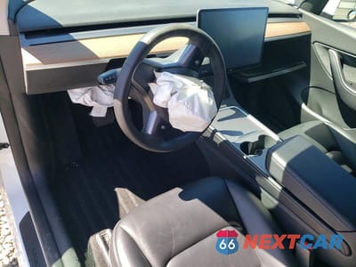 Zdjęcie 8 z 13 samochodu: 2021 TESLA MODEL Y VIN:5YJYGDEE0MF270248 - miniatura