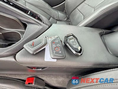 Zdjęcie 13 z 14 samochodu: 2024 CHEVROLET CORVETTE STINGRAY 1LT VIN:1G1YA3D44R5102702 - miniatura