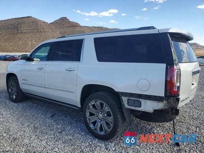 Drugie zdjęcie samochodu z przodu: 2017 GMC YUKON XL DENALI VIN:1GKS2HKJ0HR249613 - miniatura