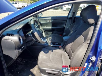 Zdjęcie 7 z 12 samochodu: 2019 KIA FORTE LXS VIN:3KPF24AD6KE130811 - miniatura