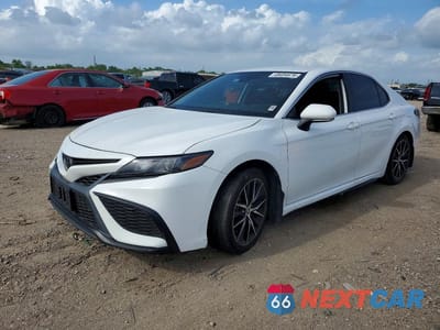 2023 TOYOTA CAMRY SE 4T1G11AKXPU773932 - główne zdjęcie licytacji z USA - miniatura