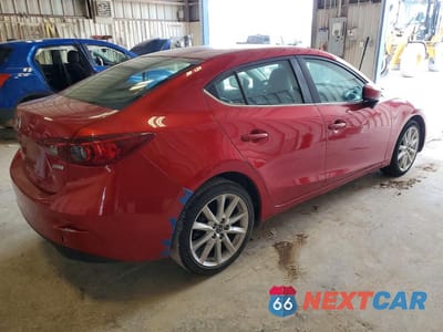 Trzecie zdjęcie samochodu z tyłu: 2017 MAZDA 3 TOURING VIN:3MZBN1V75HM113518 - miniatura