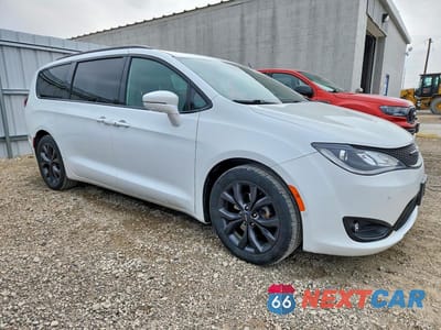 Czwarte zdjęcie samochodu z boku: 2018 CHRYSLER PACIFICA LIMITED VIN:2C4RC1GG8JR261911 - miniatura