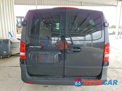 Zdjęcie 6 z 13 samochodu: 2019 MERCEDES-BENZ METRIS VIN:WD4PG2EE3K3518704 - miniatura