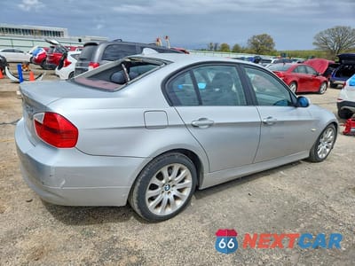 Trzecie zdjęcie samochodu z tyłu: 2006 BMW 325 XI VIN:WBAVD13556KV11771 - miniatura
