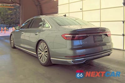 Trzecie zdjęcie samochodu z tyłu: 2019 AUDI A8 L VIN:WAU8DAF82KN008193 - miniatura