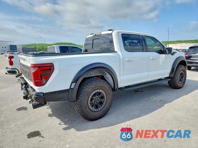 Trzecie zdjęcie samochodu z tyłu: 2025 FORD F150 RAPTOR VIN:1FTFW1RG0SFB71474 - miniatura