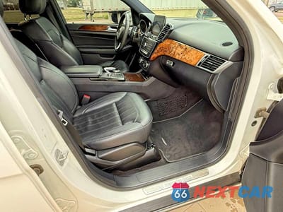 Piąte zdjęcie samochodu w środku: 2016 MERCEDES-BENZ GLE 350 4MATIC VIN:4JGDA5HB8GA720387 - miniatura