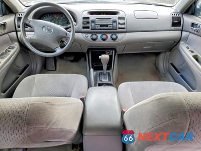 Zdjęcie 8 z 12 samochodu: 2002 TOYOTA CAMRY VIN:4T1BE32K52U624989 - miniatura