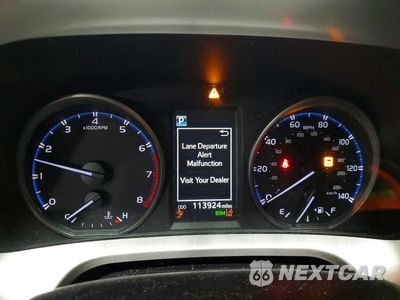 Zdjęcie 9 z 13 samochodu: 2018 TOYOTA RAV4 XLE VIN:JTMRFREV4JD224185 - miniatura