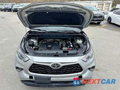 Zdjęcie 9 z 10 samochodu: 2022 TOYOTA HIGHLANDER XLE VIN:5TDGZRBH5NS161198 - miniatura