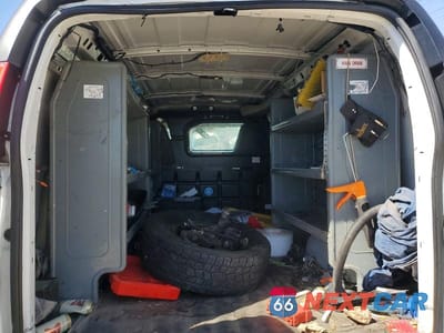 Zdjęcie 10 z 13 samochodu: 2018 CHEVROLET EXPRESS G2500 VIN:1GCWGAFP6J1336909 - miniatura